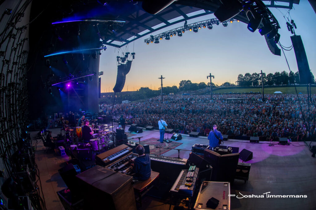 A moment from the Widespread Panic September 12, 2025 show at Allianz Amphitheater in Richmond, VA