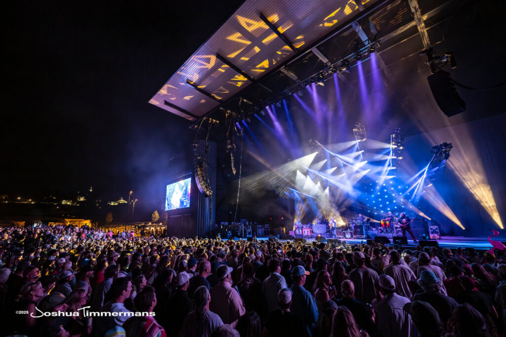 A moment from the Widespread Panic September 12, 2025 show at Allianz Amphitheater in Richmond, VA