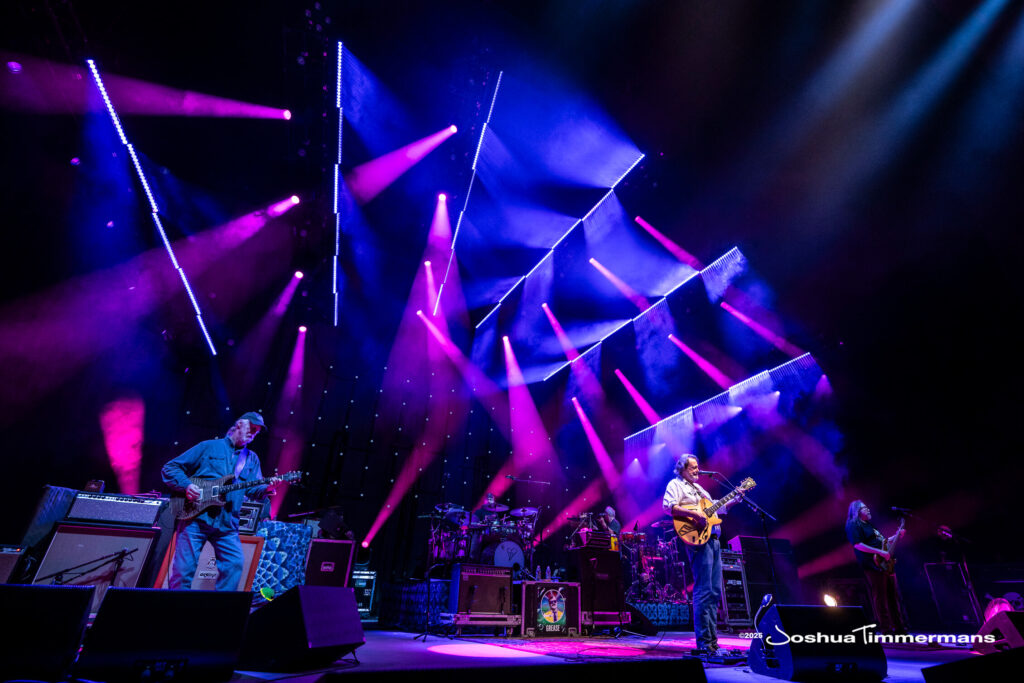 A moment from the Widespread Panic September 12, 2025 show at Allianz Amphitheater in Richmond, VA