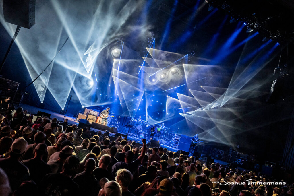 A moment from the Widespread Panic September 13, 2025 show at Allianz Amphitheater in Richmond, VA