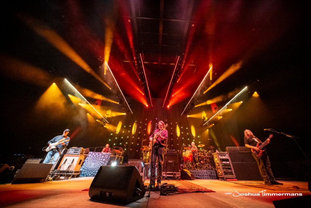 A moment from the Widespread Panic September 13, 2025 show at Allianz Amphitheater in Richmond, VA