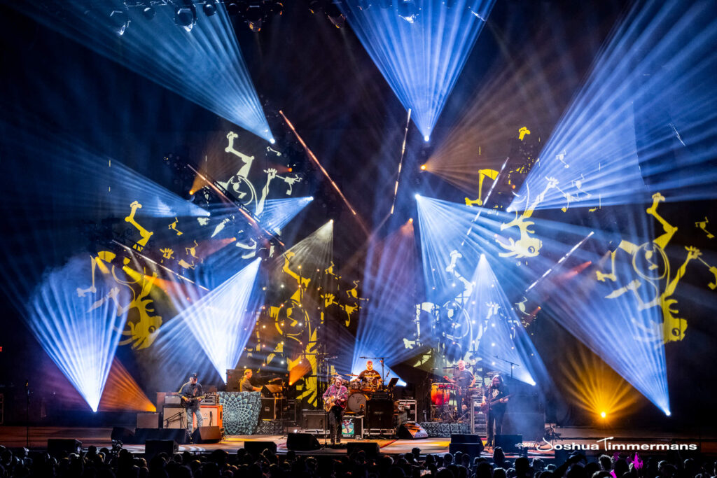 A moment from the Widespread Panic September 13, 2025 show at Allianz Amphitheater in Richmond, VA