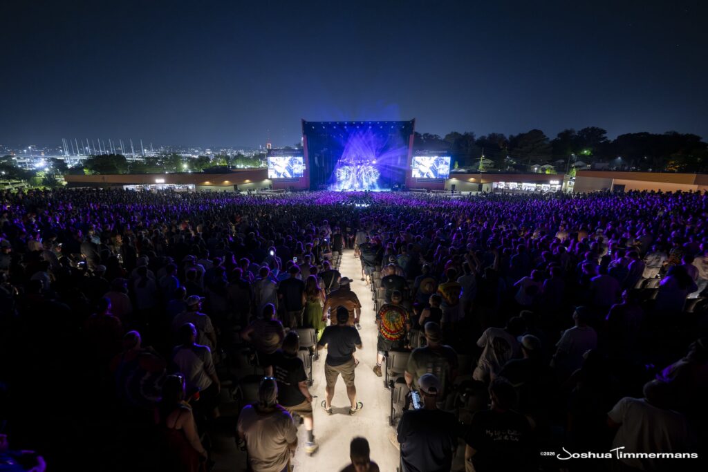 Widespread Panic performing in Birmingham, Alabama at the Coca-Cola Amphitheater on Friday, April 17, 2026